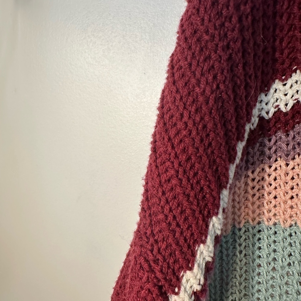 American Eagle Women’s Size Small Maroon Varsity Long Sleeve Crew Sweater - Picture 6 of 8